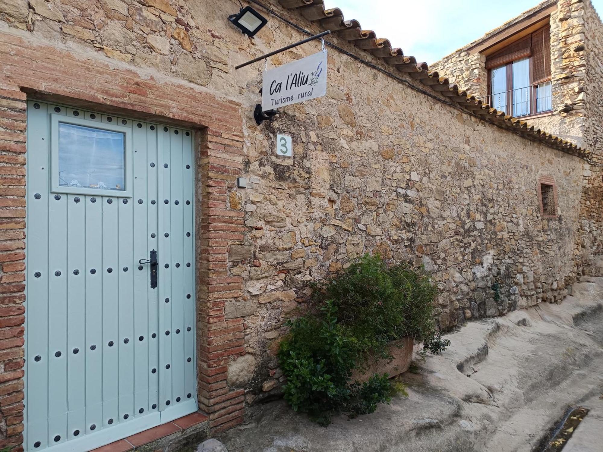 Turismo Rural Calaliu Peratallada Kültér fotó
